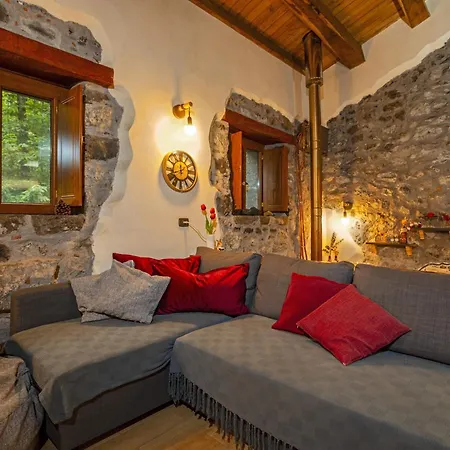 Bosco Magaudo - Casa U Parmento *